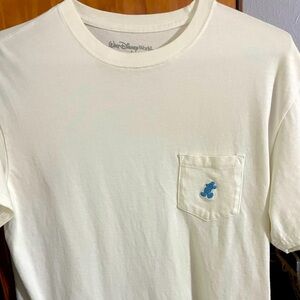 Disney ladies pocket T-shirt
